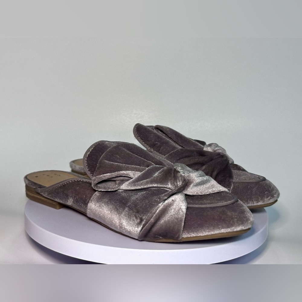 A New Day Slippers Lavendar - Picture 4 of 7